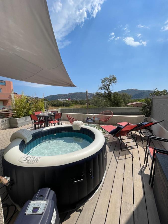 Superbe Appartement Sur Le Port, Jacuzzi, Piscine Porto-Vecchio (Corsica) Exterior foto