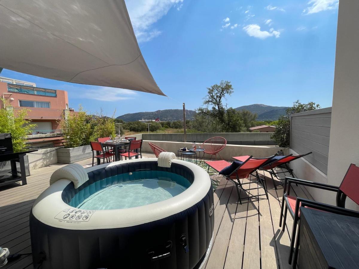 Superbe Appartement Sur Le Port, Jacuzzi, Piscine Porto-Vecchio (Corsica) Exterior foto
